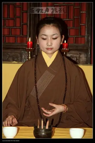 妖美尼姑(盗拍呵呵)