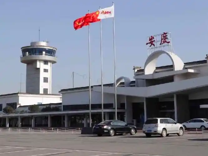 安庆机场广告