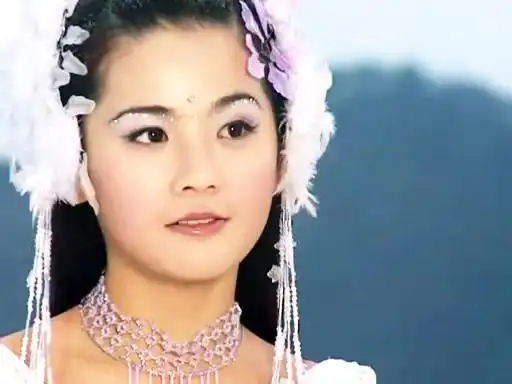 她饰演的是什么角色?