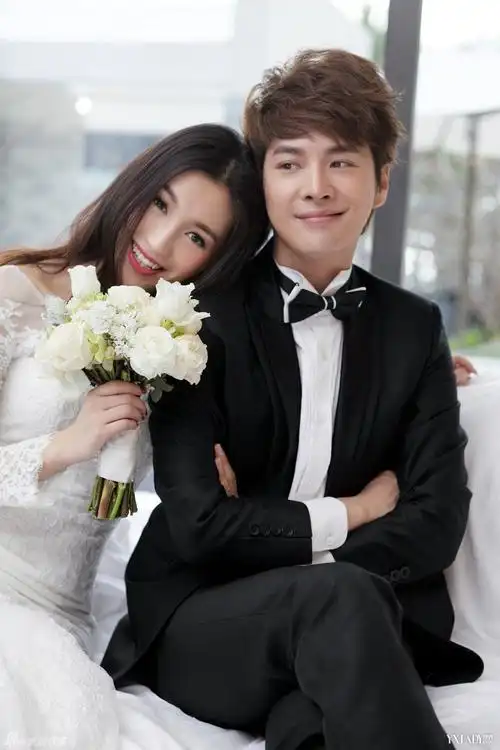 组图苏青徐海乔情人节婚纱写真甜蜜浪漫