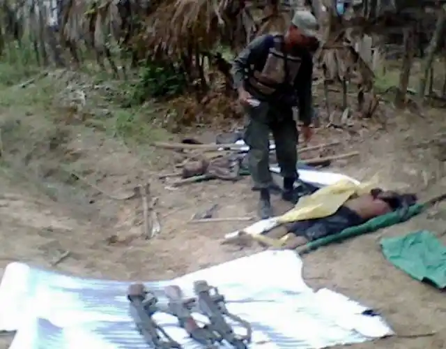 被击毙的女性毙猛虎组织成员.