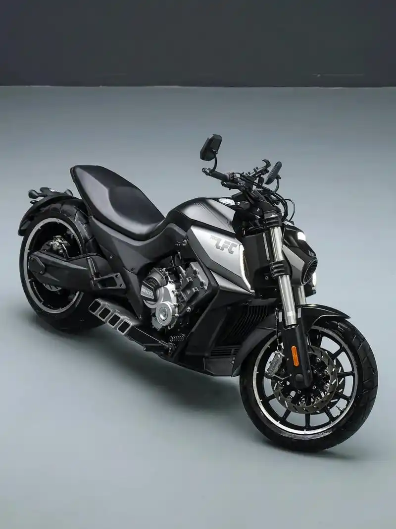 奔达燎lfc700 电光黑 奔达燎lfc700 电光黑 take me different 不止是