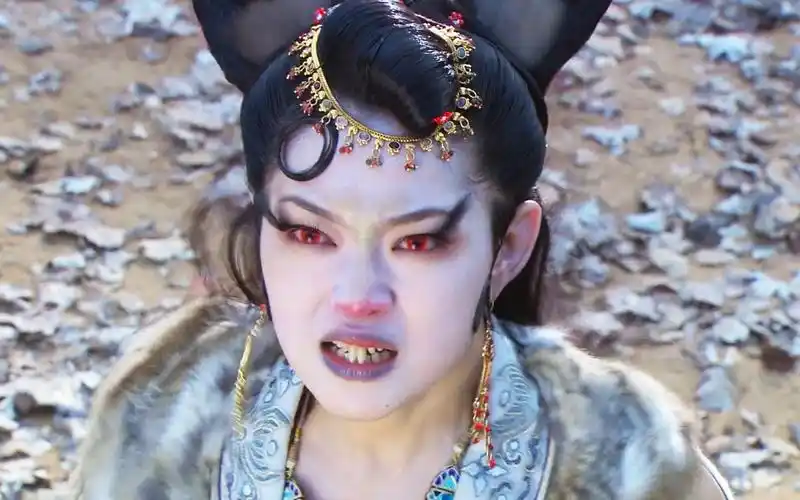 为何孙悟空不在老鼠精肚子里直接打死她你看猴哥怕得罪谁