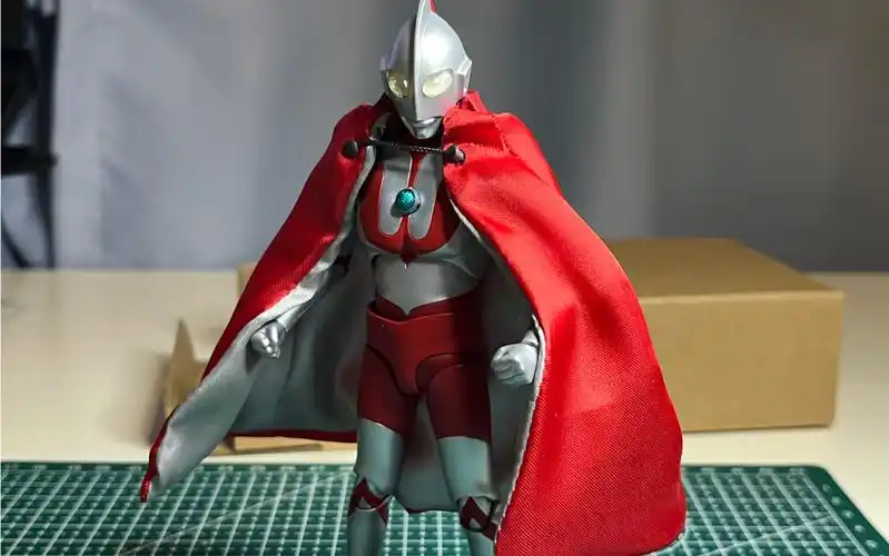 国产ko wd奥特曼奥特兄弟披风shf翻模 大货首发开箱视频