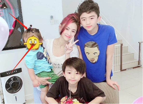 谢霆锋一家2大瓜:谢贤中风病危,张柏芝小儿子生父曝是谢霆锋!