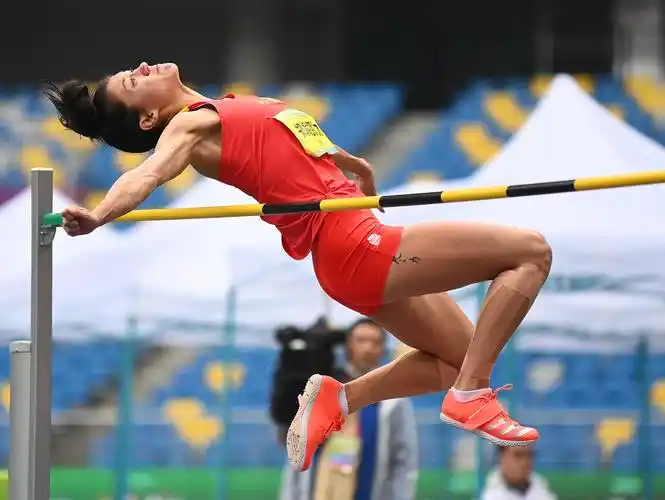 田径女子七项全能跳高赛况