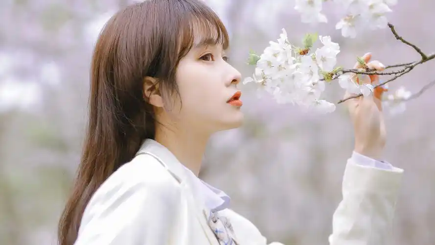 作者:书生忆枫元气壁纸>电脑静态壁纸>电脑美女静态壁纸>治愈系美女