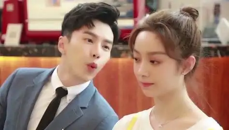 《楼下女友请签收》七夕策划:土味情话甜skr人 王冠逸徐好甜蜜日常