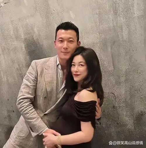 无数粉丝表示看过《精英律师》后,被"秘书栗娜"的人格魅力深深吸引