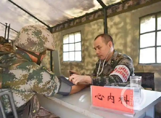 新桥医院在西藏昌都开展"红色军医边关行"活动