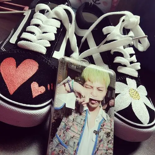 权志龙gd微博同款手绘涂鸦板鞋diy爱心桃心太阳花邹菊男女帆布鞋