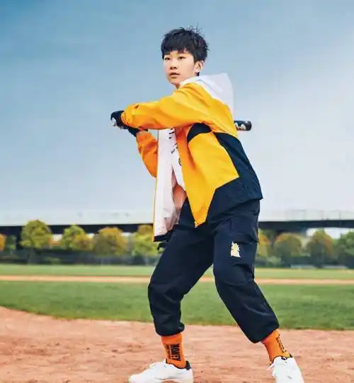 张悦轩_小男孩_感觉