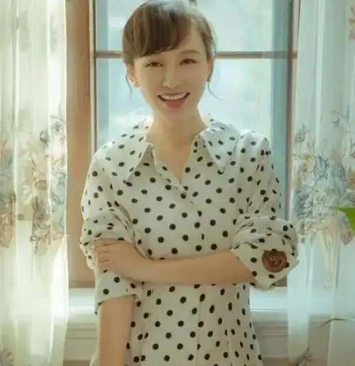 岳丽娜绝美照片