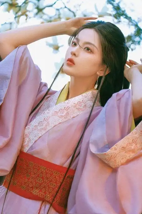 杨超越汉服少女好精致