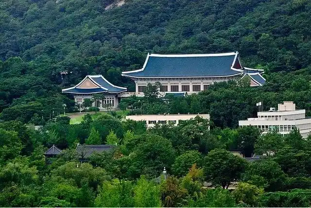 韩国青瓦台 韩国总统府为什么叫青瓦台(图7)