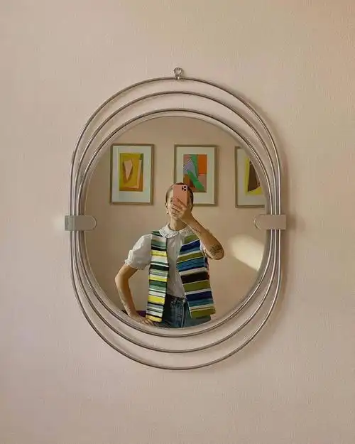 时尚达人的对镜自拍镜子比ootd还重要