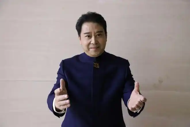 合作唐国强黄晓明出演跨过鸭绿江光荣与梦想青岛籍演员杨帆回归影视圈