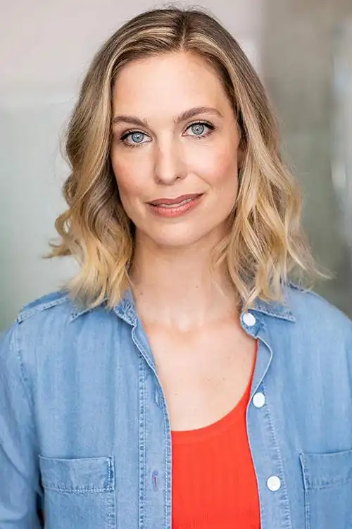 海伦肯尼迪helenkennedy