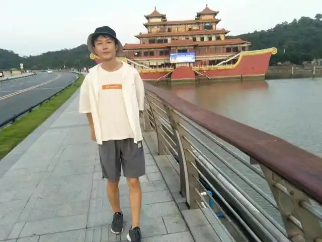 贵州男孩卢开祥,15岁考上985大学,这样的天才少年,不必太羡慕