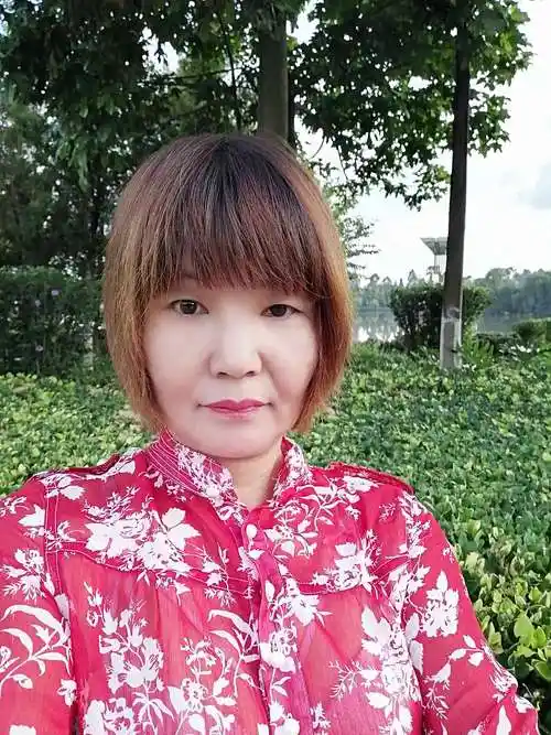 56岁离异女征婚照片(id:2427233)_云南昆明征婚交友_我主良缘网