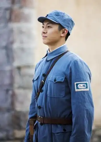 《小妮扛枪》火热开播 李秉润忆苦思甜