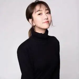 歌词复制词:梁博曲:梁博编曲:梁博和音:李宏洲/刘郡格贝斯:杜大鹏吉他