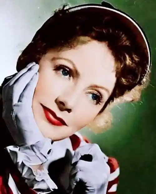 嘉宝:绝色女神,缘何一生紧闭心门,不走出自我的世界?