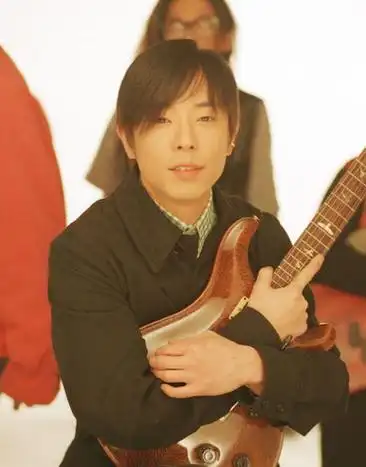 图黄贯中年轻时的发型图片演出与制作方起争执称要追究到底