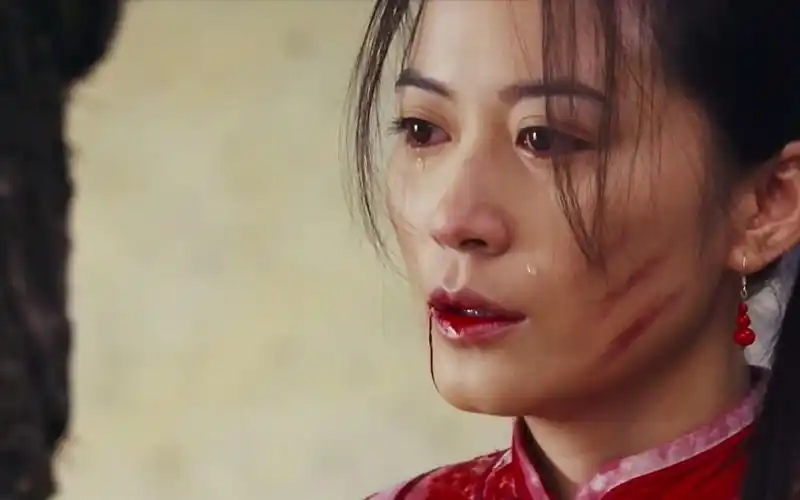 爱有来生,今生今世我们所走的路都是错的,时间不对,地点也不对.