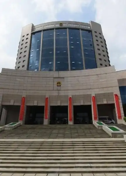 宁乡市政府大楼                     地址:湖南省长沙市宁乡市玉潭镇