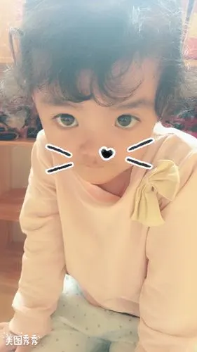 大眼睛可爱的宝宝徐金荟