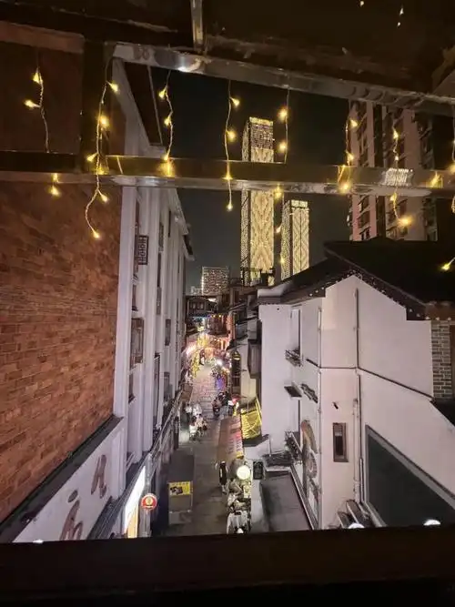 化龙池——长沙怀旧清吧最后的倔强