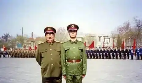 就让来队的父亲买了烟酒等礼品来到程志强家