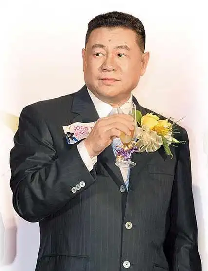 个人资料 刘銮雄-搜狐娱乐