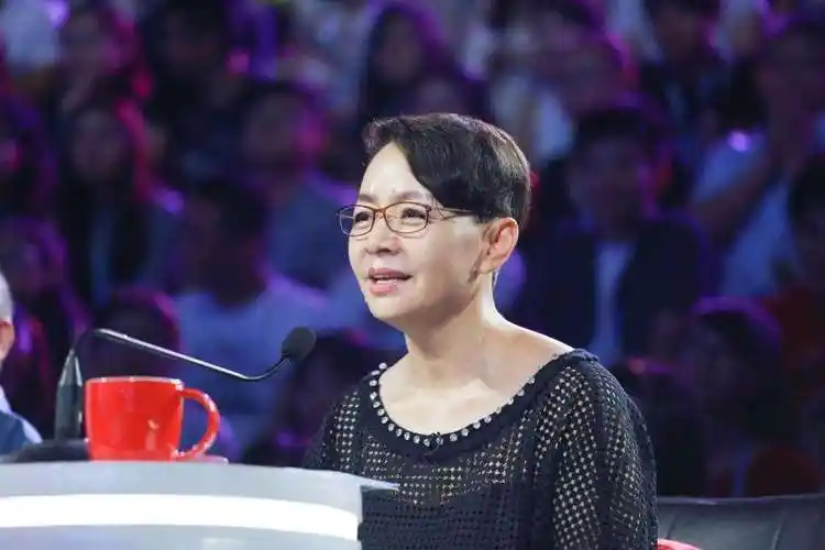 梁欢个人资料简介(英达二婚妻子梁欢,出身名门才华横溢) | 说明书网