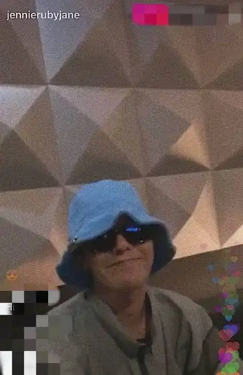 穿粉色豹纹秀直角肩,二人合作有望_照片_衣服_时尚