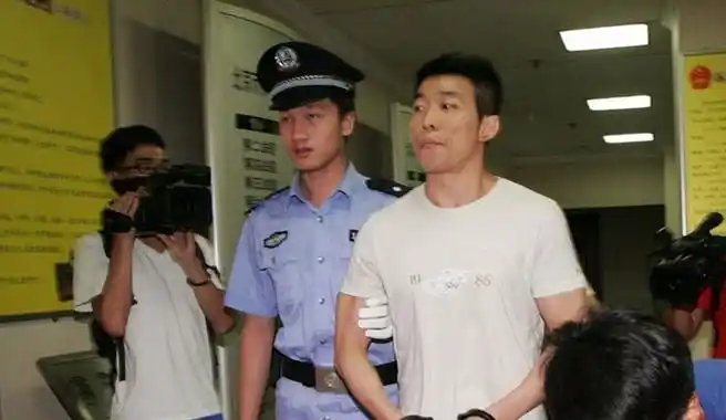 周成海个人资料 周成海怎样看上白静