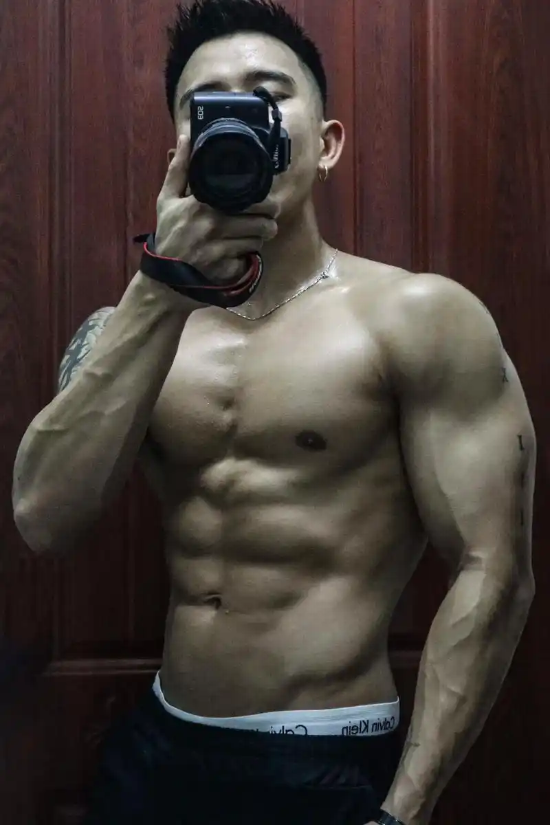 想都是问题 做才有答案.#健身 #腹肌 #要做一个猛男 #健 - 抖音