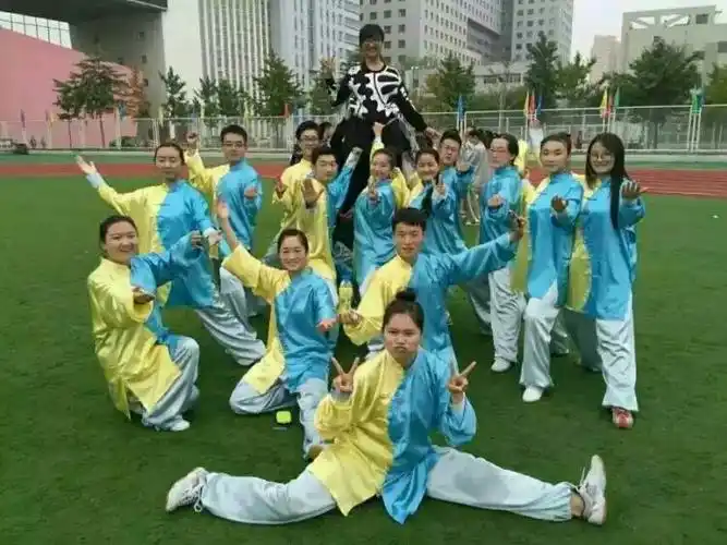 12人太极拳,你动作,我队形,完美配合