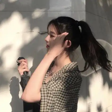 美女头像唯美可爱清新,小编更是喜欢侧脸系的女头-女生头像