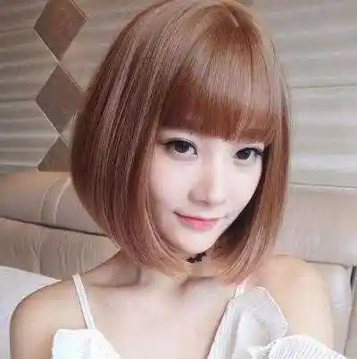 齐肩短直发内扣发型女,带层次感气质减龄