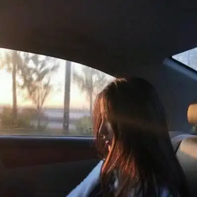 望窗少女,我们是否独自怀念逝去的_女生头像_我要个性网