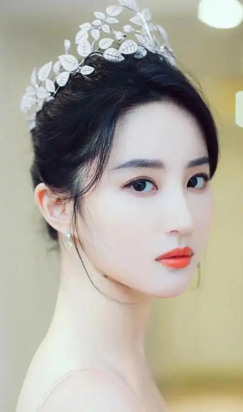 刘亦菲高清魅力写真,楚楚动人!