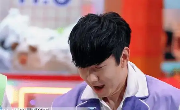 林俊杰新歌舞台首秀,人气不如《不潮不用花钱》,铁刘海再次成疑