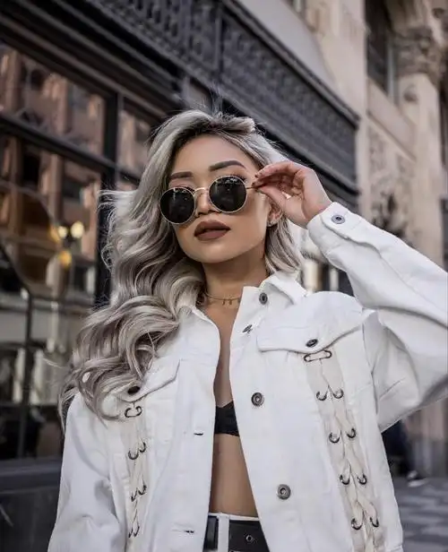 欧美潮女奶奶灰卷发