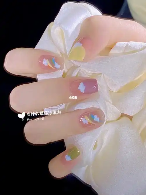 夏日童趣美甲小清新手绘彩虹78
