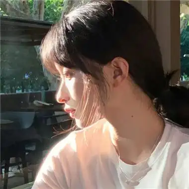 导读:今天给大家带来的是一组非常好看,气质非常棒的女生头像,在平常