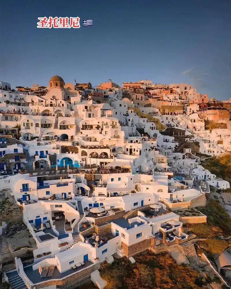 黄昏入夜的圣托里尼,舒适,惬意,温柔到极致! - 抖音
