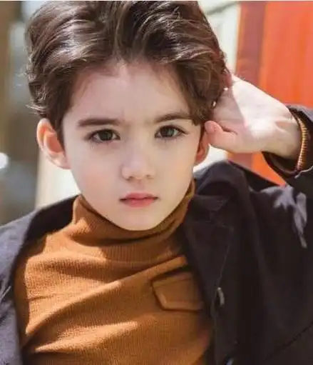 混血男孩英语不好,但广东话偷溜.广东话的起源是什么?