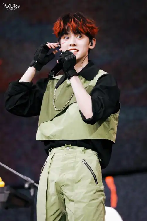 左航 混血感美颜rap担##左航 视觉门面center